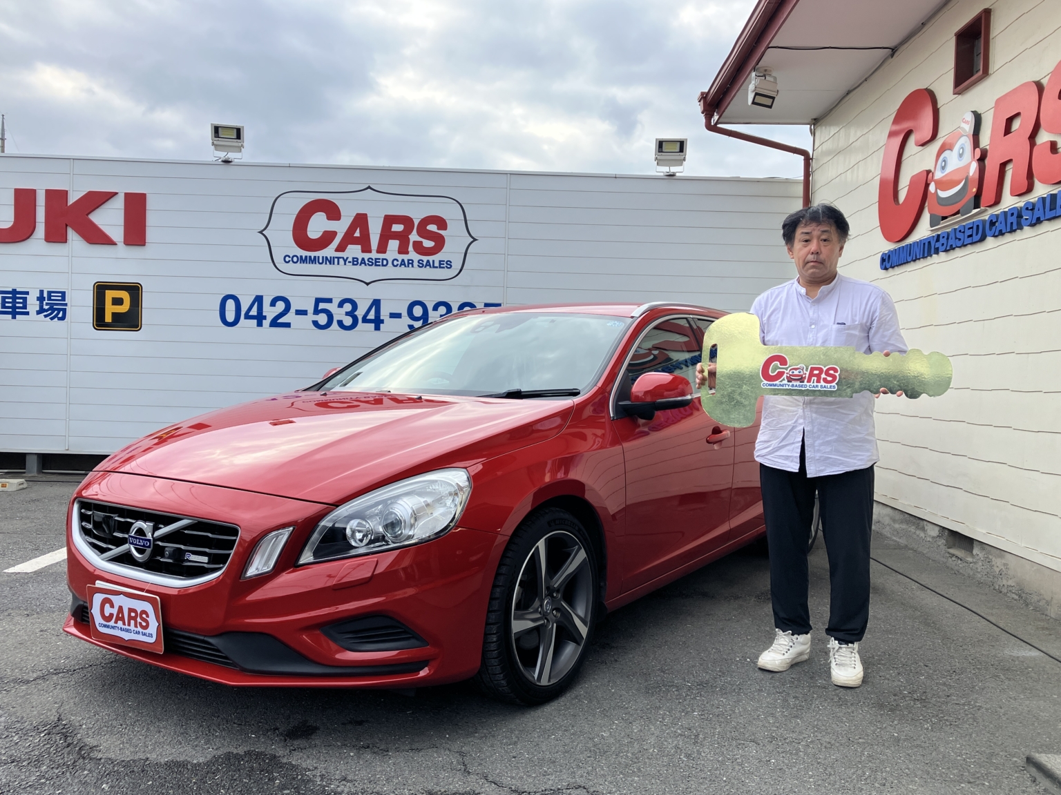 武蔵村山在住　T様　ボルボ　V60　